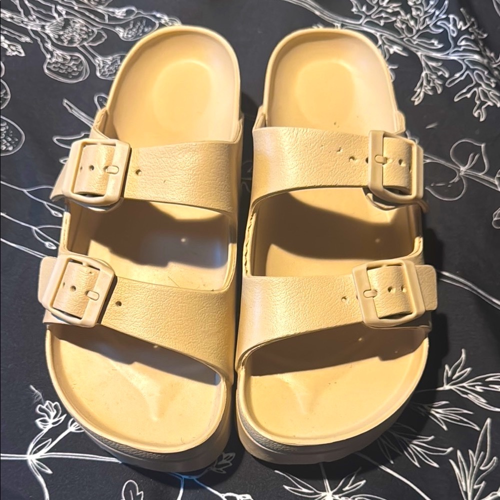 Woman’s size 7 Beige Double Strap Sandals